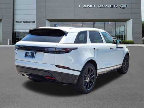 2026 Land Rover Range Rover Velar Dynamic SE