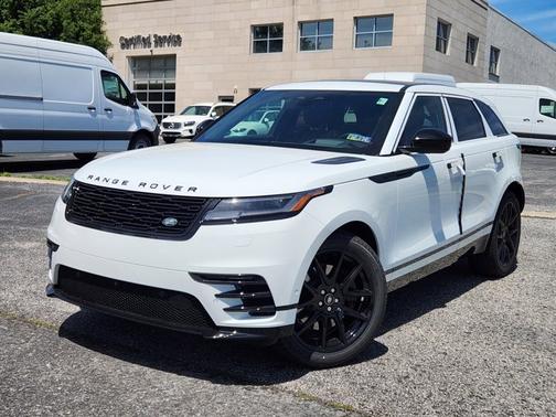 2026 Land Rover Range Rover Velar Dynamic SE
