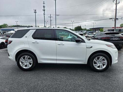 2025 Land Rover Discovery Sport S