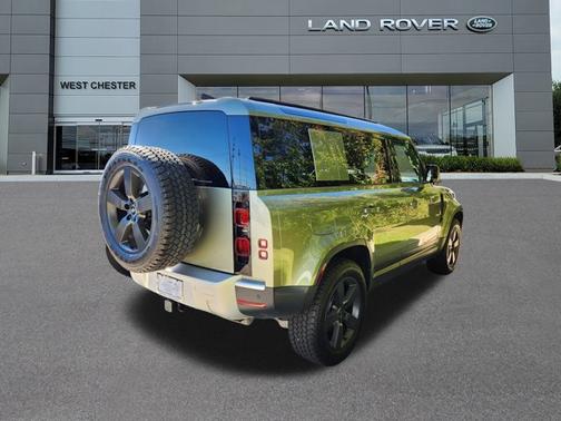 2024 Land Rover Defender S
