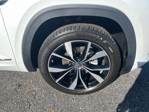 2026 Volkswagen Atlas Cross Sport 2.0T SEL Premium