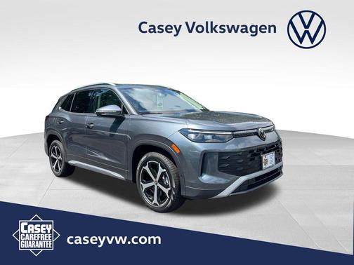 Platinum 2026 Volkswagen Tiguan 2.0T SE
