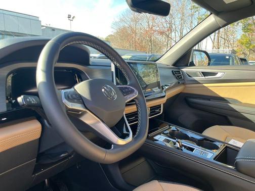 2026 Volkswagen Atlas Cross Sport 2.0T SE w/Technology 4MOTION