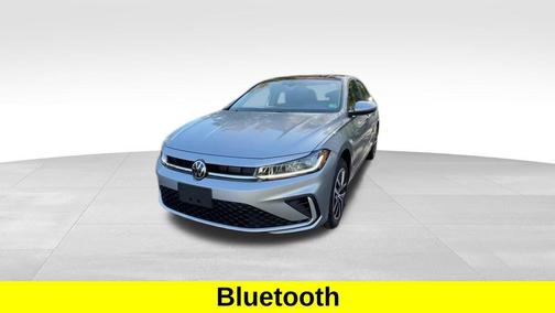 Silver Metallic 2026 Volkswagen Jetta 1.4T SE