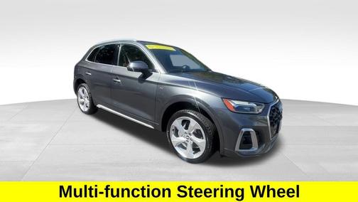 2022 Audi Q5 45 S line Premium Plus