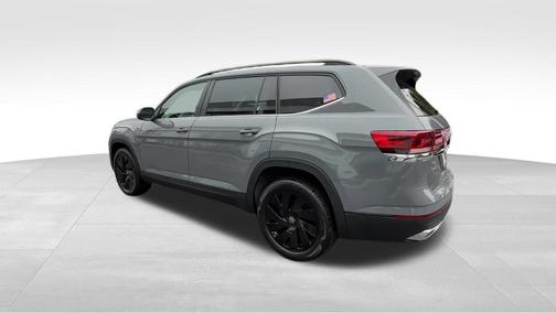 2026 Volkswagen Atlas 2.0T SE w/Technology 4MOTION