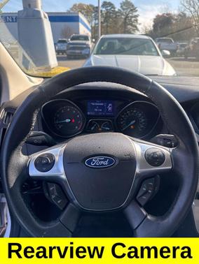 OXFORD WHITE 2012 Ford Focus SEL