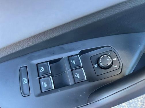 2026 Volkswagen Jetta 1.4T SE