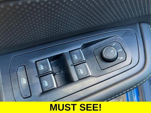 2025 Volkswagen Atlas Cross Sport 2.0T SE w/Technology 4MOTION