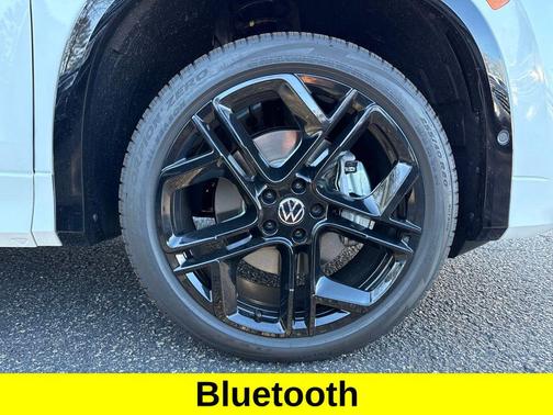 Opal 2026 Volkswagen Tiguan 2.0T SE R-Line Black 4MOTION