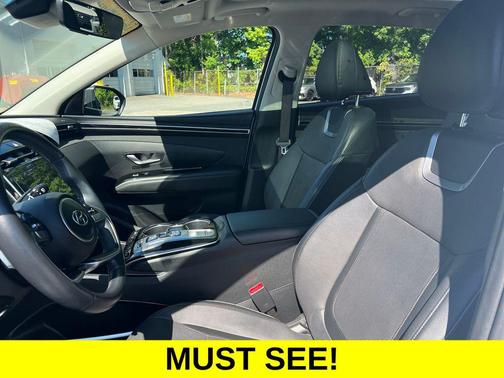 Quartz White 2022 Hyundai TUCSON Limited