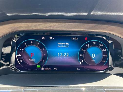 2025 Volkswagen Atlas 2.0T SE