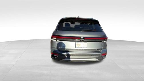 2026 Volkswagen Taos SEL