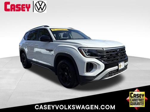 2024 Volkswagen Atlas 2.0T SE w/Technology 4MOTION