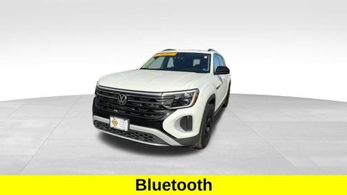 2024 Volkswagen Atlas 2.0T SE w/Technology 4MOTION