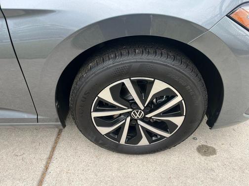 2025 Volkswagen Jetta 1.5T S