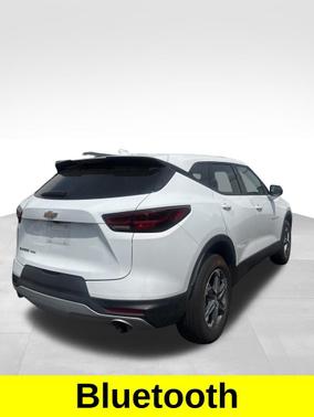 Summit White 2025 Chevrolet Blazer 2LT