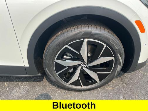 White Pearl 2026 Volkswagen ID.4 AWD Pro S
