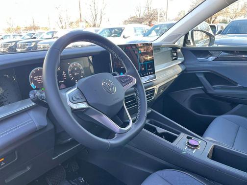 2026 Volkswagen Tiguan 2.0T SE 4MOTION