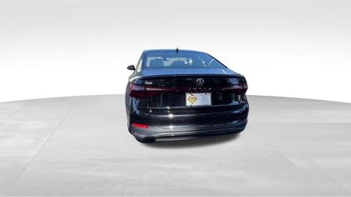 2026 Volkswagen Jetta 1.4T SE