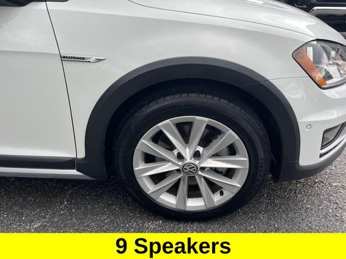 2017 Volkswagen Golf Alltrack TSI SE