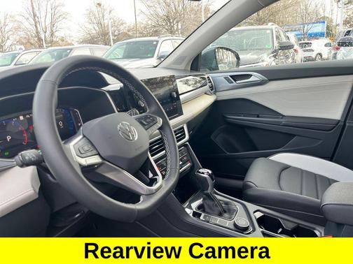 Platinum 2026 Volkswagen Taos SEL