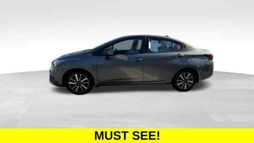 Gun Metallic 2025 Nissan Versa 1.6 SV