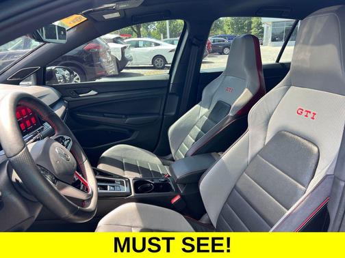 Deep Black Pearl 2024 Volkswagen Golf GTI 2.0T SE DSG