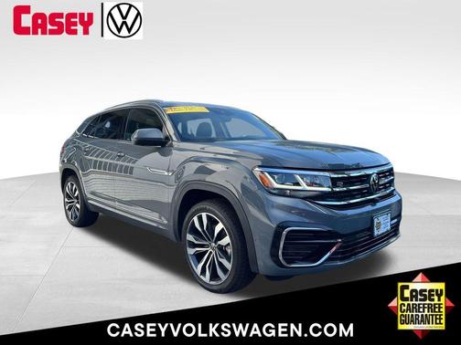 Pure Gray 2023 Volkswagen Atlas Cross Sport 3.6L V6 SEL Premium R-Line