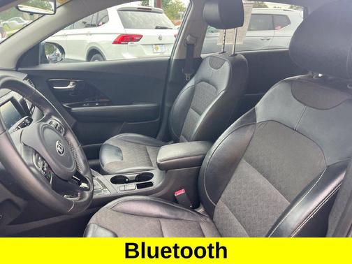 Deep Cerulean 2017 Kia Niro EX