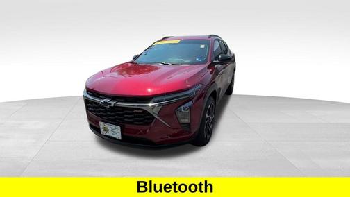 Crimson Metallic 2025 Chevrolet Trax FWD 2RS