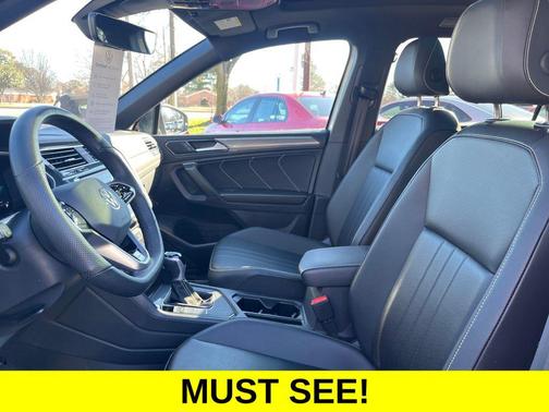 2024 Volkswagen Tiguan 2.0T SE R-Line Black