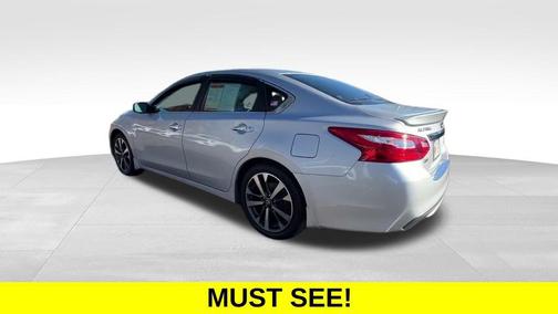 2016 Nissan Altima 2.5 SR