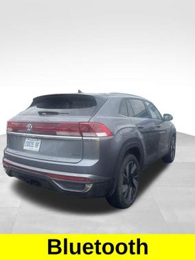 2024 Volkswagen Atlas Cross Sport 2.0T SE w/Technology 4MOTION