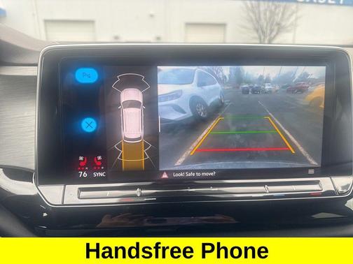 2024 Volkswagen Atlas Cross Sport 2.0T SE w/Technology 4MOTION