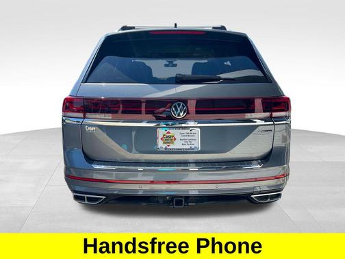 Platinum Gray Metallic 2024 Volkswagen Atlas 2.0T SEL Premium R-Line 4MOTION