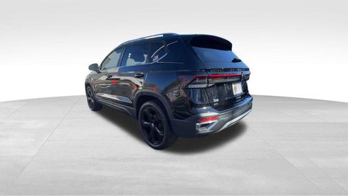 2025 Volkswagen Taos 1.5T SEL