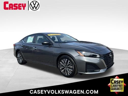 Gun Metallic 2025 Nissan Altima 2.5 SV