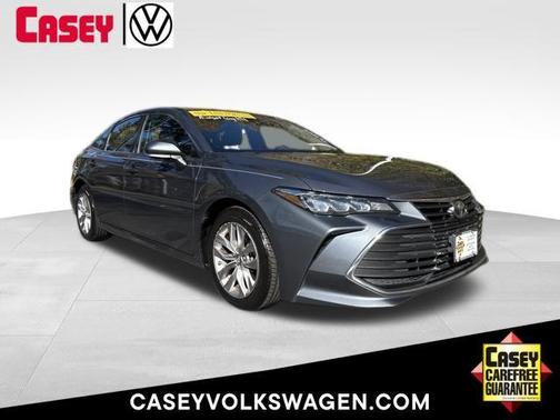 2019 Toyota Avalon XLE