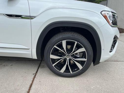 2025 Volkswagen Atlas 2.0T SEL Premium R-Line 4MOTION