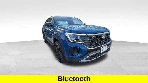 2025 Volkswagen Atlas Cross Sport 2.0T SE w/Technology 4MOTION