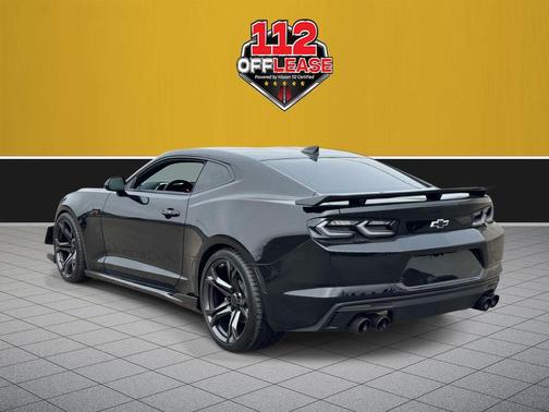 Black 2020 Chevrolet Camaro RWD Coupe LT1