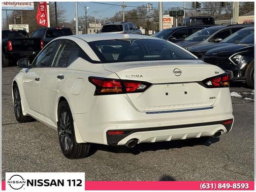 2023 Nissan Altima 2.5 SV