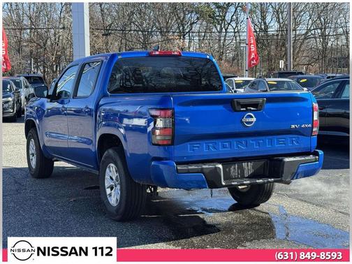 2024 Nissan Frontier SV