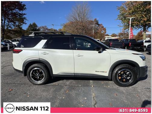 2024 Nissan Pathfinder Rock Creek 4WD