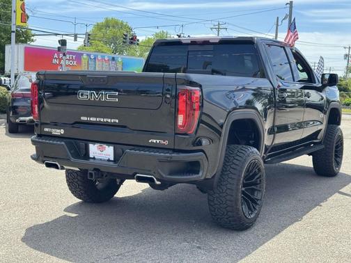 Onyx Black 2022 GMC Sierra 1500 AT4