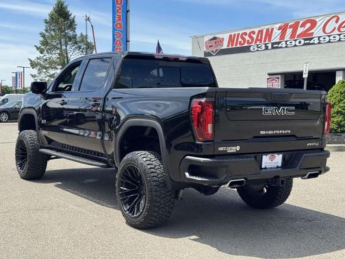 Onyx Black 2022 GMC Sierra 1500 AT4
