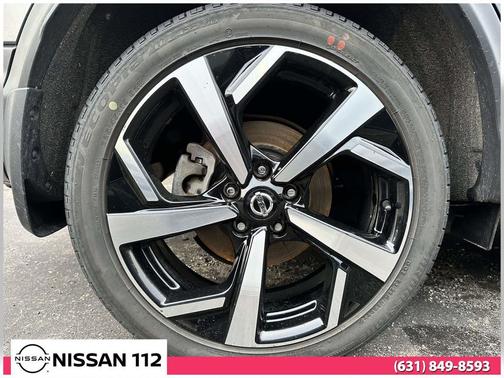 2022 Nissan Rogue Sport SL