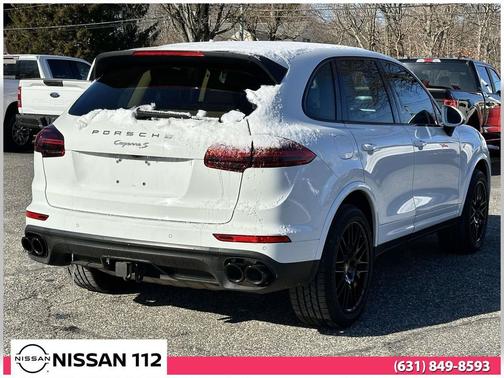 2017 Porsche Cayenne Platinum Edition