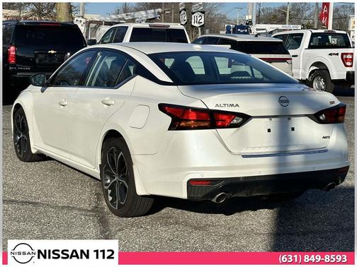 2023 Nissan Altima SR Intelligent AWD
